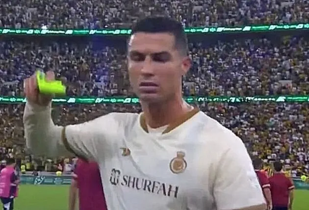 Ronaldo hóa trò hề - Bóng Đá