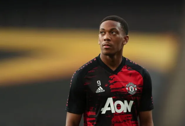 Anthony Martial agrees to Sevilla loan but Manchester United stall after two more clubs make contact - Bóng Đá