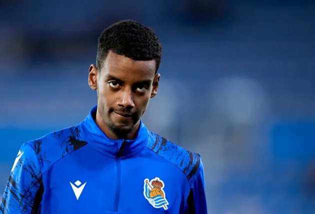 Alexander Isak prepared to force Barcelona move this summer with Arsenal his second choice - Bóng Đá