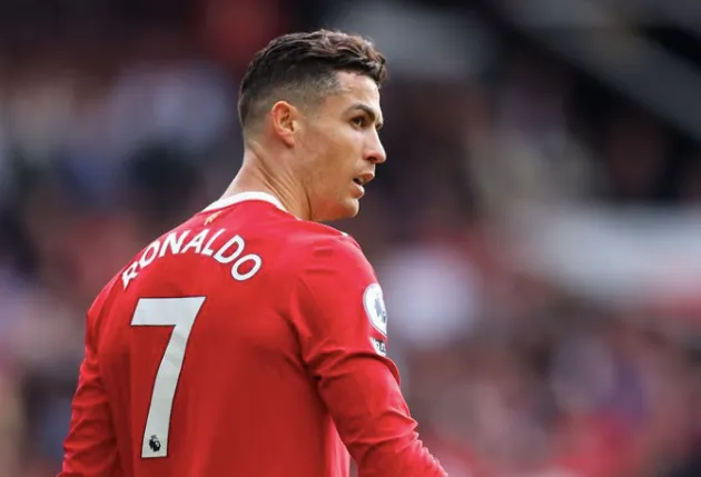 Man Utd confirm Ronaldo will not play agaisnt Liverpool - Bóng Đá