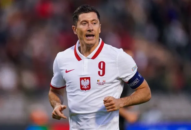 Robert Lewandowski responds to Chelsea contract offer with Thomas Tuchel viewing him as ideal Romelu Lukaku replacement - Bóng Đá