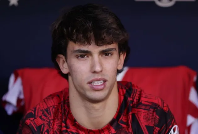 Arsenal and Manchester United handed huge transfer boost as Atletico Madrid drastically lower asking price for Joao Felix - Bóng Đá