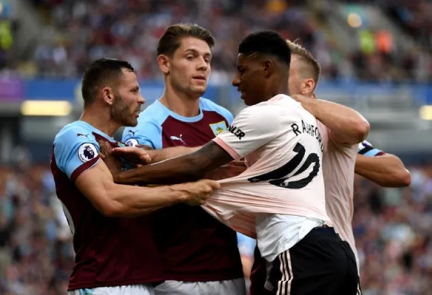 Xin lỗi Burnley, nhưng Rashford đã rất khác - Bóng Đá