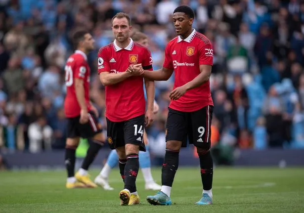 Patrice Evra agrees with Christian Eriksen and Bruno Fernandes over Man Utd problem - Bóng Đá