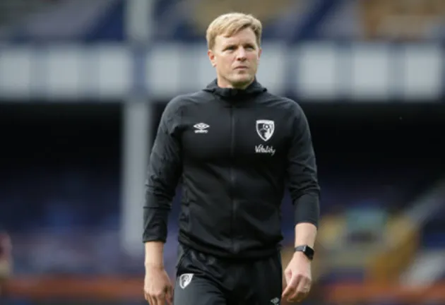 Eddie Howe takes charge of his first training session at Newcastle after arriving at 7am - Bóng Đá