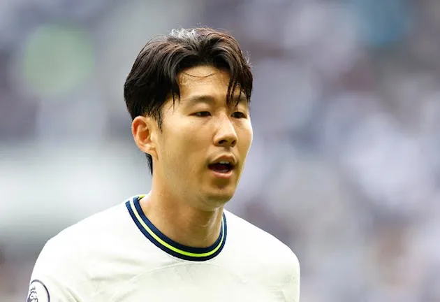 Son Heung-min ‘sorry’ as Tottenham suffer defeat to Brentford in final home game of the season - Bóng Đá