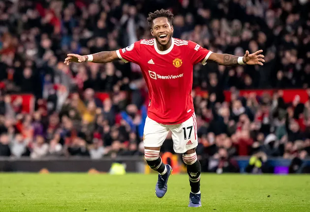 Fred blames ‘fake news’ for trying to ‘harm’ the Man Utd dressing room last season - Bóng Đá