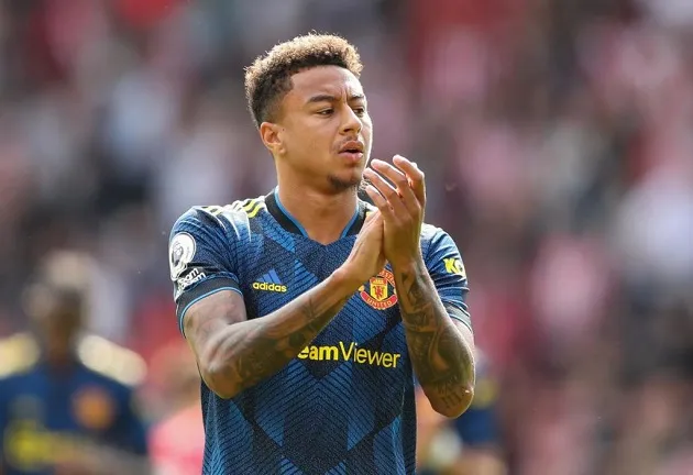 Jesse Lingard shocked by 11th hour call from Man Utd executive as Newcastle baulk at £12m demand - Bóng Đá