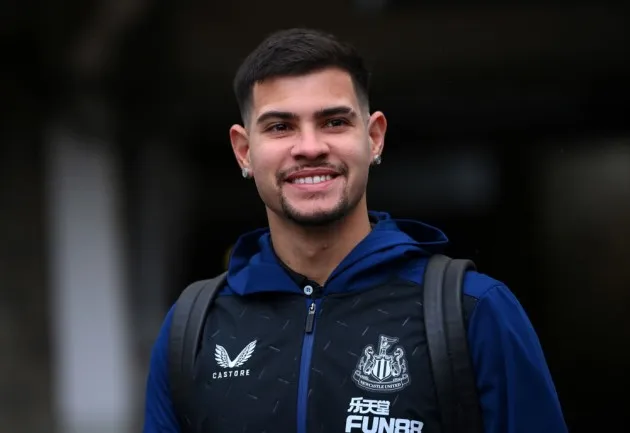 Bruno Guimaraes explains why he snubbed clubs like Arsenal to join Newcastle United - Bóng Đá