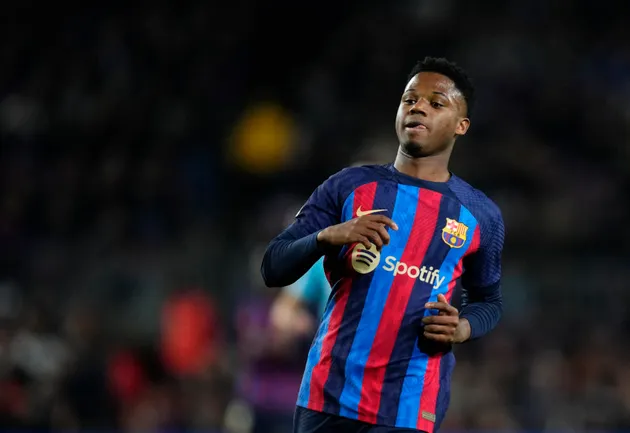 Fabrizio Romano has spoken about Manchester United’s potential interest in signing Ansu Fati from Barcelona in the summer. - Bóng Đá