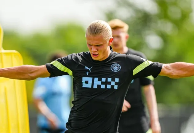 Erling Haaland trains with Man City team-mates  - Bóng Đá