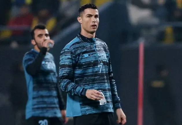 Xavi warns Cristiano Ronaldo - Bóng Đá