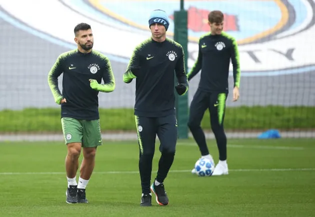 San trẻ Man City tỏ rõ sự ngưỡng mộ sau khi Aguero lập kỉ lục khủng - Bóng Đá