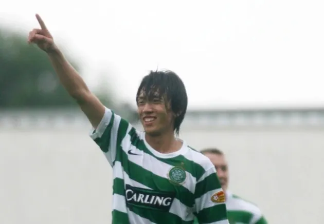 Shunsuke Nakamura given emotional send-off  - Bóng Đá