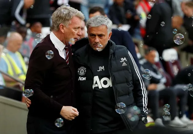 MU hòa tẻ nhạt: Đòn hỏa mù của Mourinho - Bóng Đá