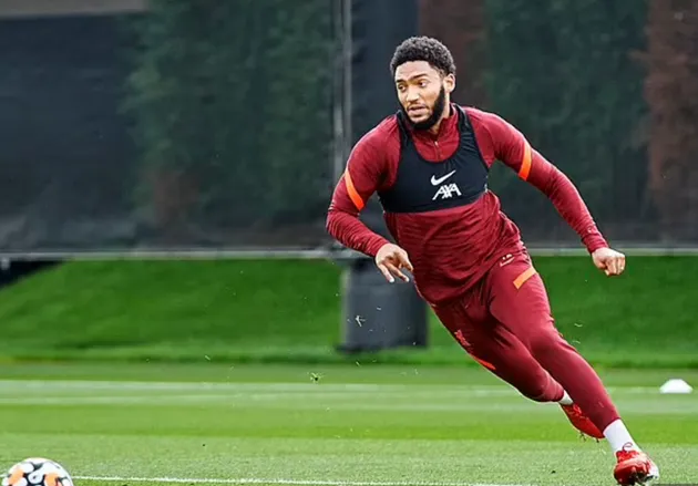 Joe Gomez is NOT on Aston Villa's radar ahead of the January window - Bóng Đá