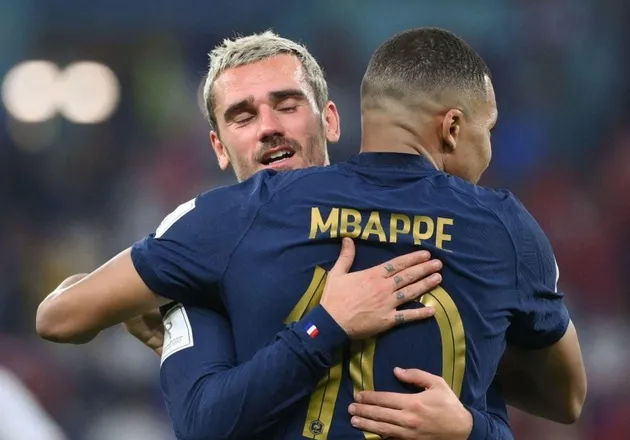 Deschamps breaks his silence regarding claims of Griezmann being upset over Mbappe captaincy decision - Bóng Đá