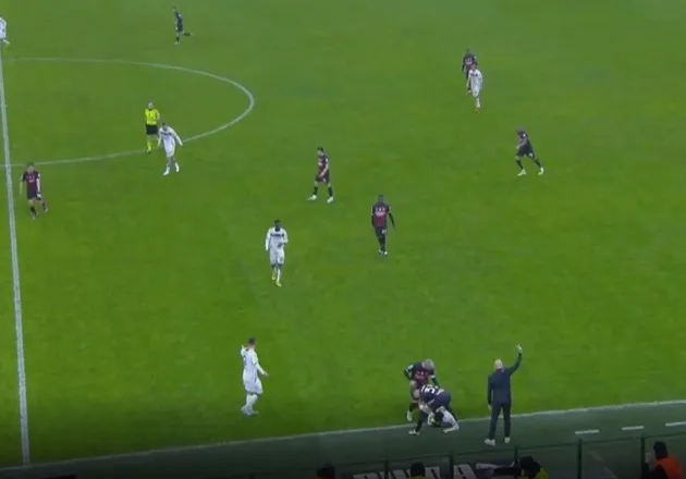 Incident between Milan vs Salernitana - Bóng Đá