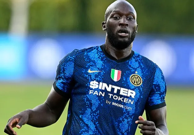 Lukaku 'very happy' as he arrives in Milan ahead of Inter return - Bóng Đá