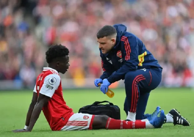 Nhìn Grealish, Saka biết làm sao để vượt qua nỗi lo chấn thương - Bóng Đá