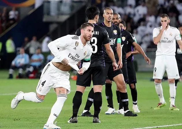 Bật nhảy như Ronaldo, Sergio Ramos giúp Real có lên đỉnh thế giới lần thứ 4 - Bóng Đá