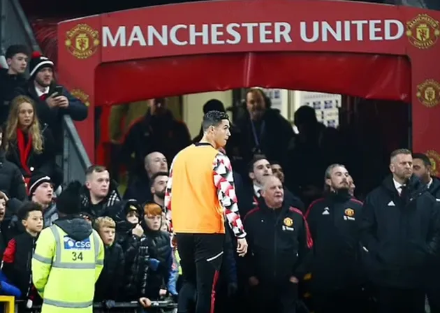 Jaap Stam says Sir Alex Ferguson would not have stood for Cristiano Ronaldo's behavior - Bóng Đá