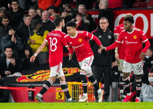 Lingard hóa Ronaldinho, loại bỏ 2 cầu thủ Aston Villa dễ như chơi - Bóng Đá