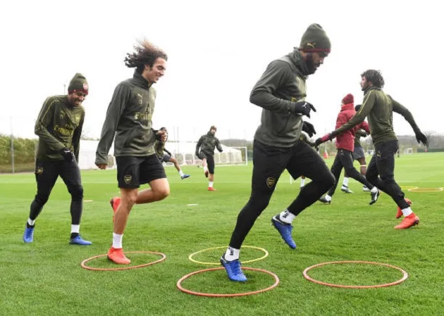 Arsenal mất chuỗi bất bại, Emery cho học trò luyện tuyệt chiêu lạ - Bóng Đá