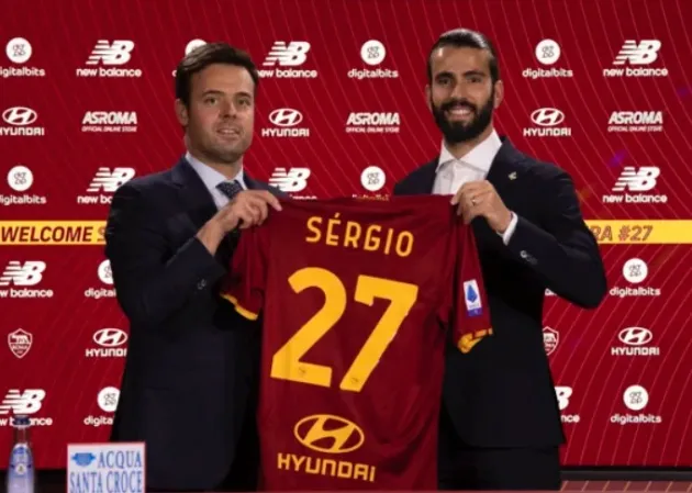 SERGIO OLIVEIRA COMPLETES ROMA MOVE - Bóng Đá