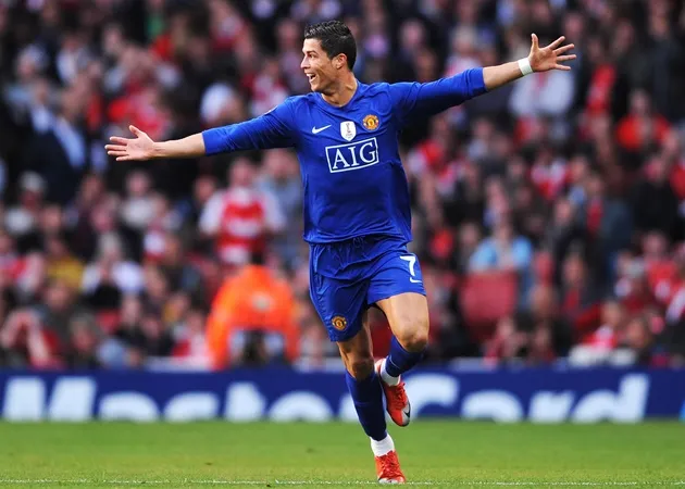 pogba nên học hỏi ronaldo (bình luận) - Bóng Đá
