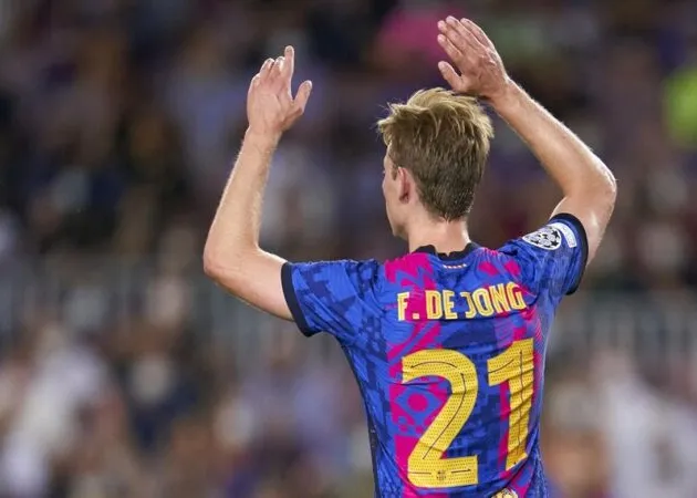 Erik ten Hag confident of reuniting with Frenkie de Jong - Bóng Đá