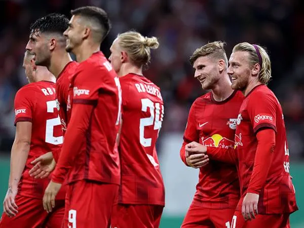 Timo Werner lập hattrick giúp đội nhà thắng hủy diệt 8 bàn - Bóng Đá