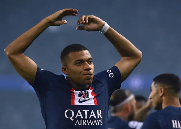 Mbappe vượt mặt 2 cựu sao Man Utd - Bóng Đá