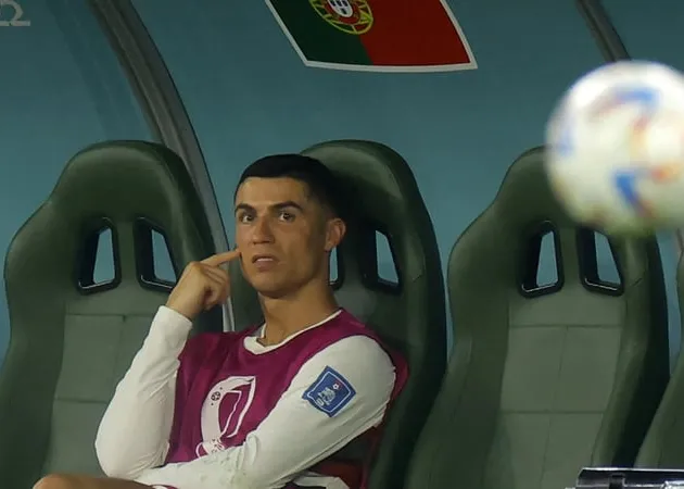 Official: Ronaldo on the bench - Bóng Đá