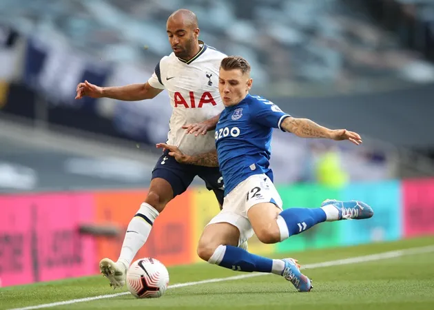 REPORT: PEP GUARDIOLA WANTS £18M EVERTON STAR LUCAS DIGNE AT MANCHESTER CITY IN JANUARY - Bóng Đá