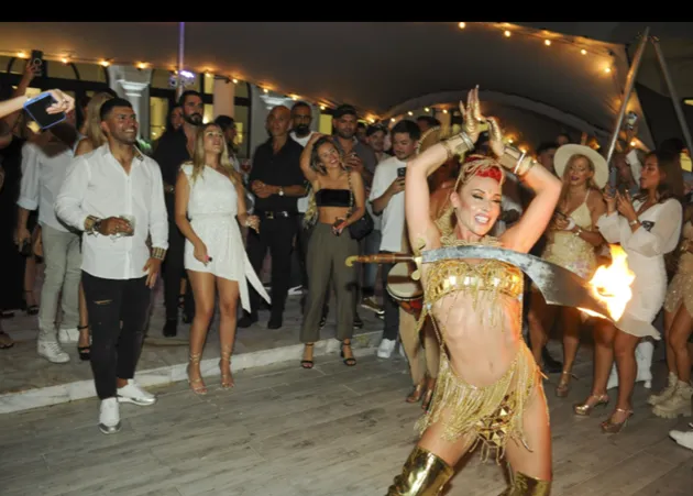 Sergio Aguero’s lavish Miami birthday party - Bóng Đá