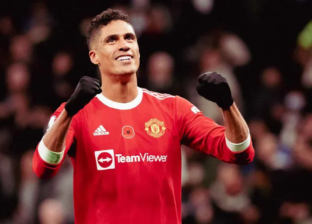 Raphael Varane provides fitness update ahead of Manchester United vs Tottenham - Bóng Đá