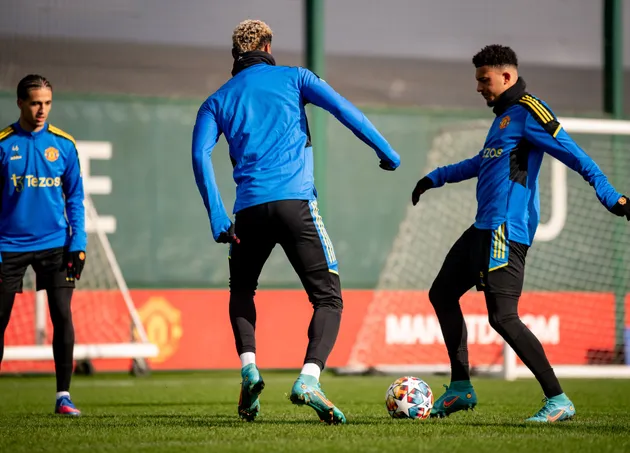 Xuất hiện nhân tố mới, lộ thái độ dàn sao Man Utd trên sân tập - Bóng Đá