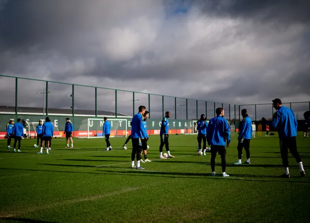 Xuất hiện nhân tố mới, lộ thái độ dàn sao Man Utd trên sân tập - Bóng Đá
