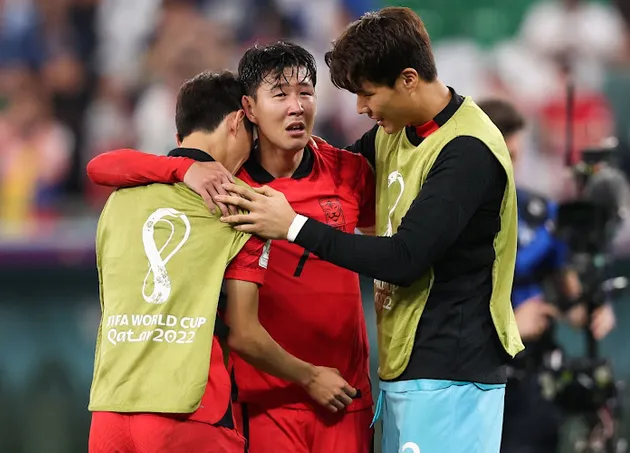 Son Heung-min lại khóc, lần này có khác biệt - Bóng Đá