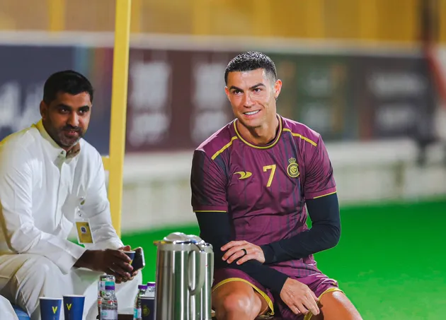 Ronaldo nhận vinh dự đặc biệt khi trở về CLB - Bóng Đá