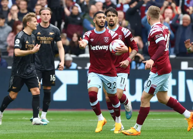 Vấn đề khiến Arsenal hụt hơi trong cuộc đua vô địch - Bóng Đá
