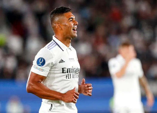 Manchester United are progressing in talks with Real Madrid for Casemiro as the player is interested in a move, reports David Ornstein - Bóng Đá