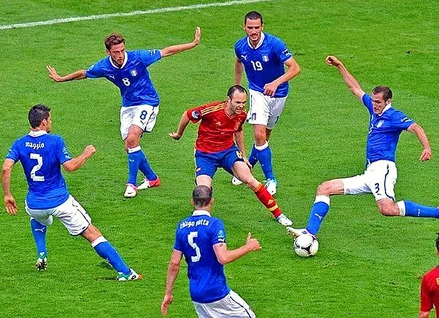 Only two players have completed 1000+ take-ons since such data collection started in 2006/07 - Bóng Đá