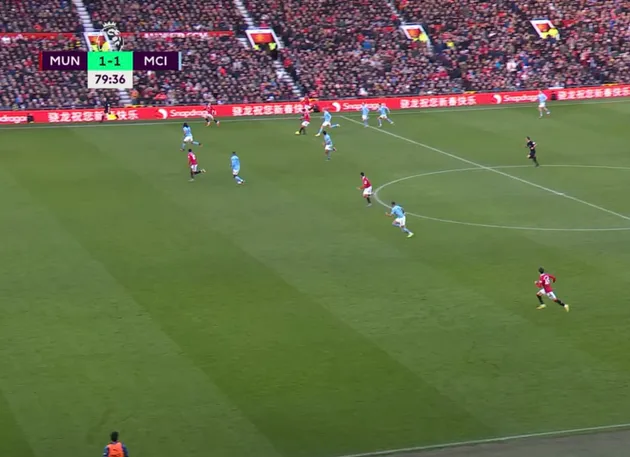 Vết gợn trận Man Utd 2-1 Man City - Bóng Đá