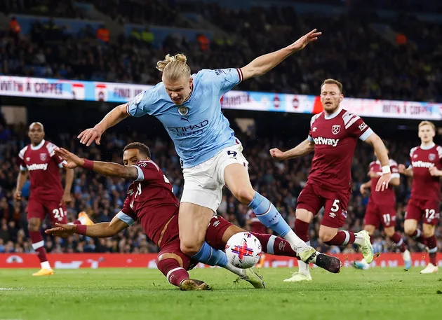 Haaland ngồi thiền sau khi đi vào lịch sử Premier League - Bóng Đá