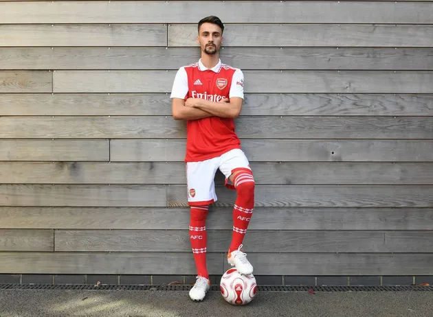 Arsenal chốt số áo Fabio Vieira ngày ra mắt - Bóng Đá