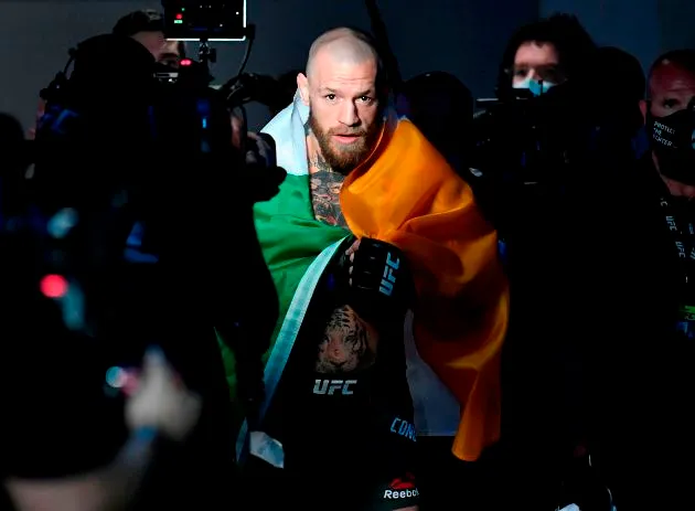 Conor McGregor says he wants to buy Manchester United, what is his net worth? - Bóng Đá