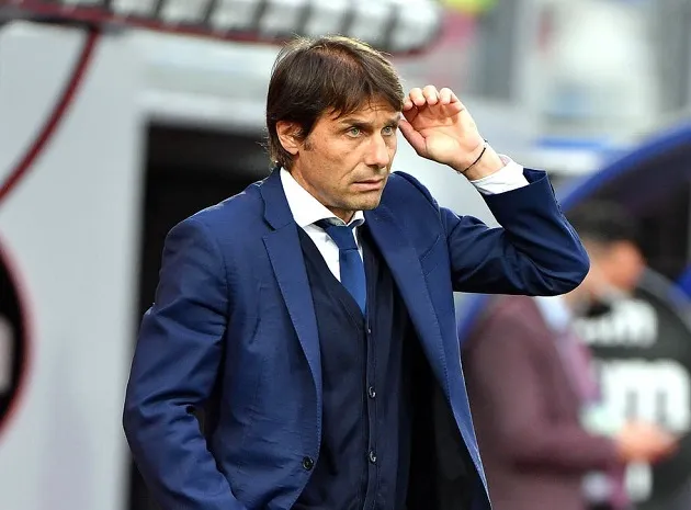 Antonio Conte is facing questions over his Tottenham future - Bóng Đá