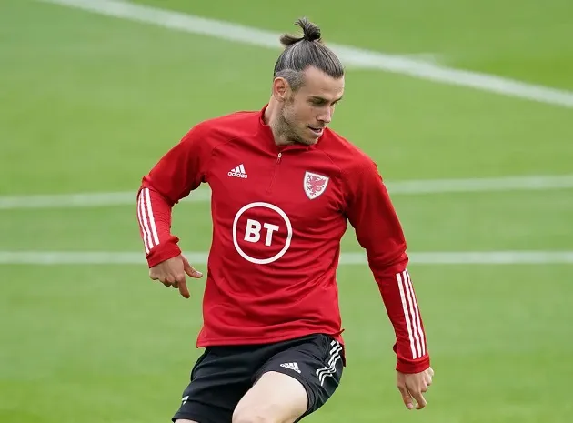 Gareth Bale looking 'fit and sharp' for international duty with Wales ahead of key World Cup qualifier - - Bóng Đá